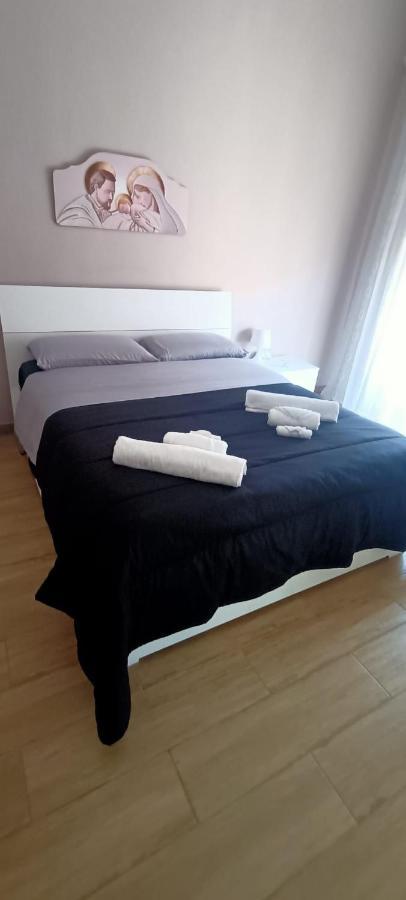 Tindaro Home Catania-Fontanarossai nemzetközi repülőtér Kültér fotó